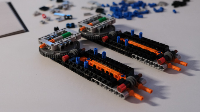 Der Unterbau ist farbkodiert. (Bild: Oliver Nickel/Golem.de)